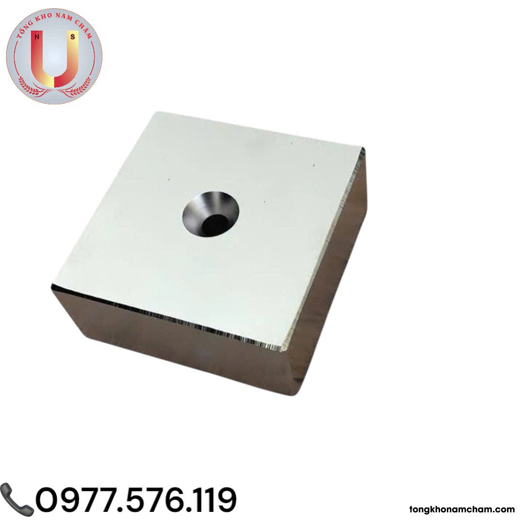 Nam châm viên vuông, lực từ siêu mạnh 70x70x30mm có lỗ vát